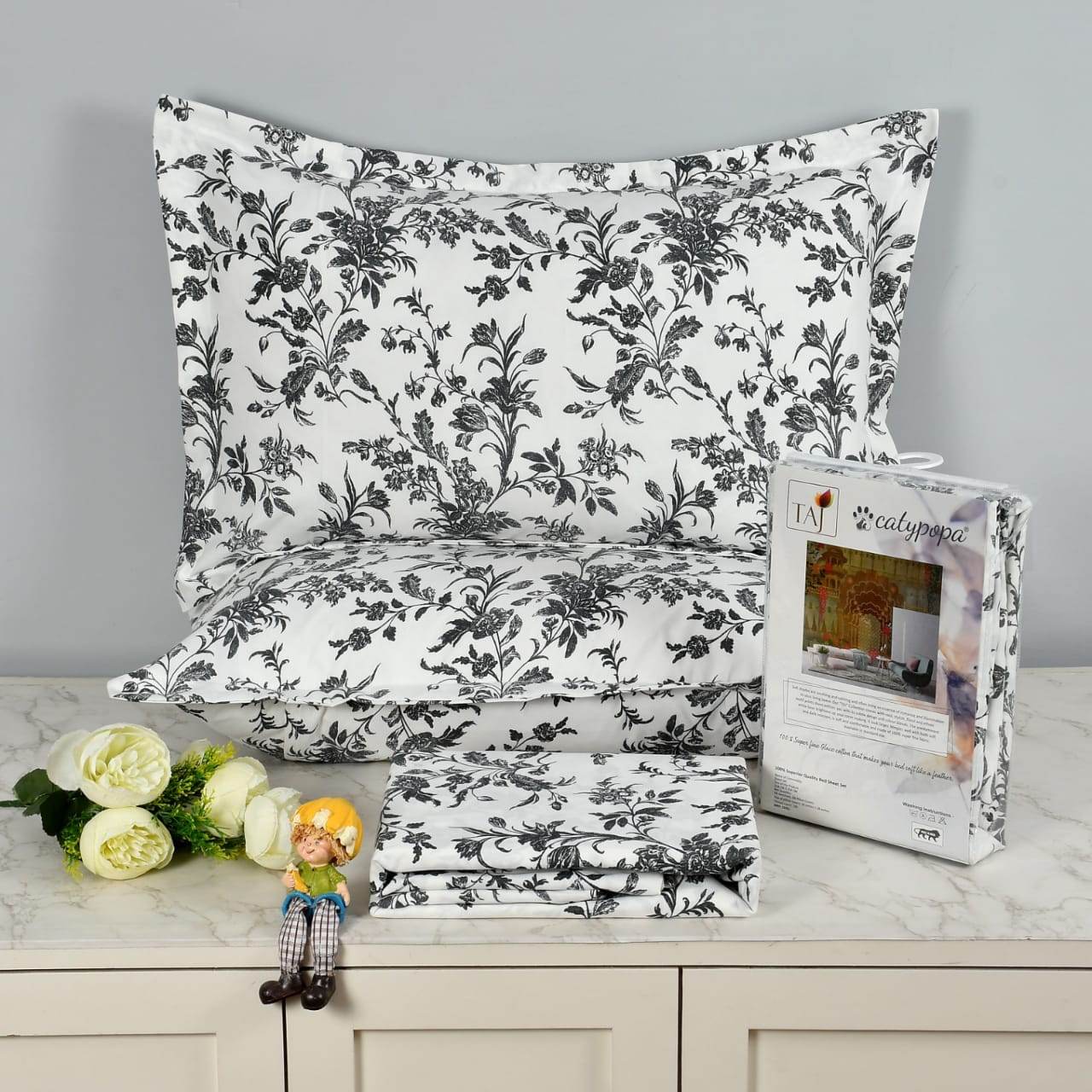 TAJ COLLECTION QUEEN SIZE BEDSHEET - WD INTERNATIONAL